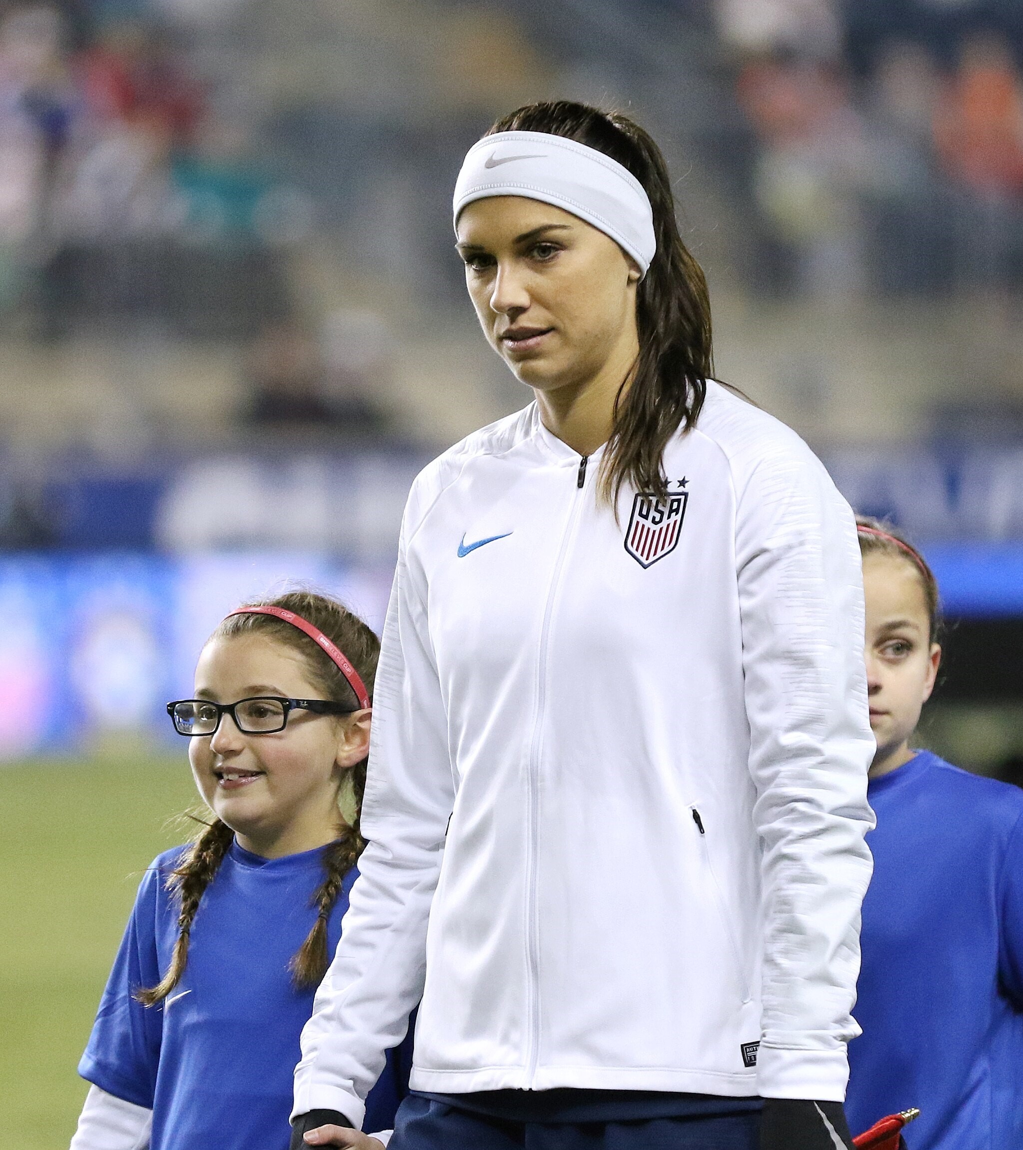 Alex Morgan身穿美国队球衣