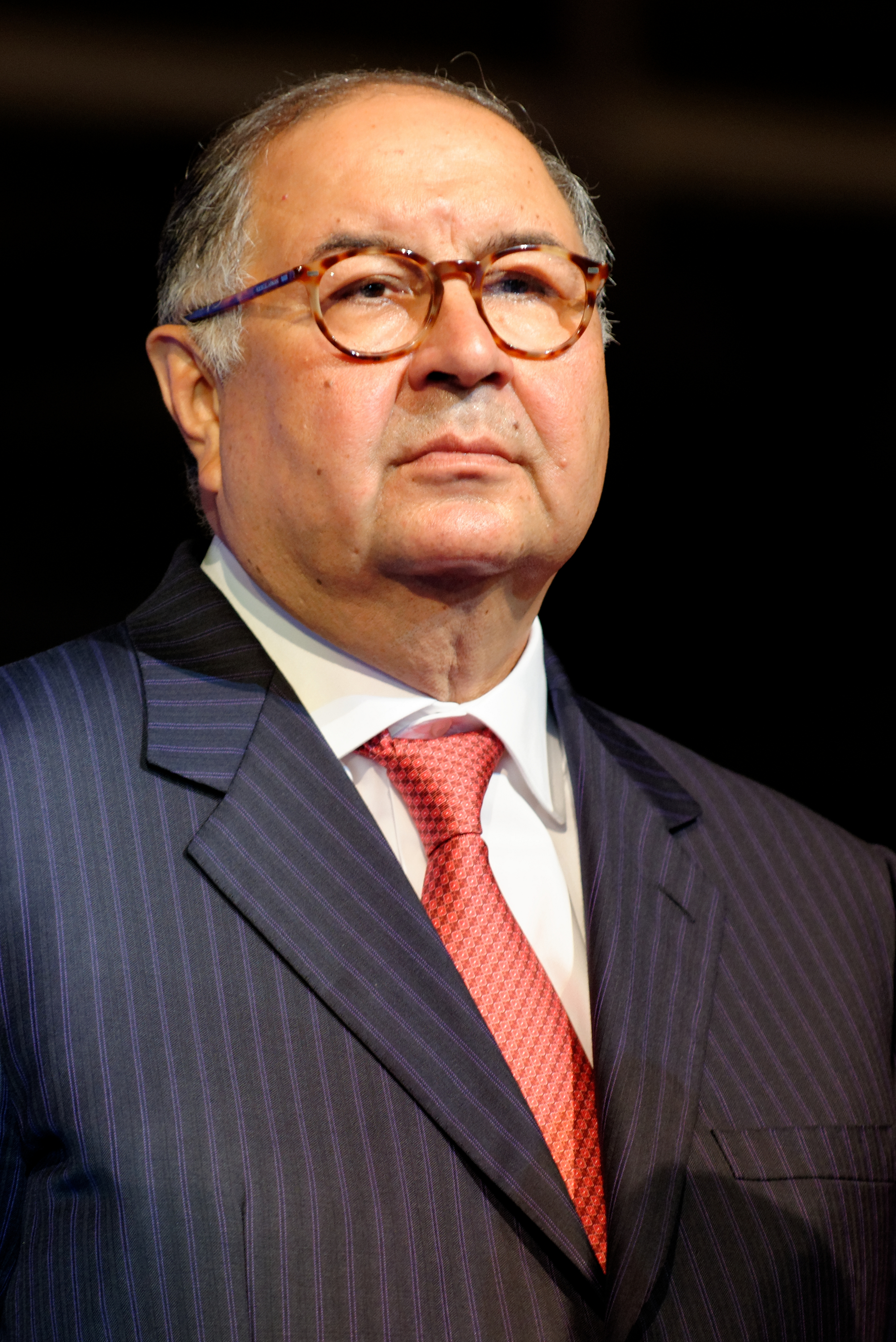 Alisher Usmanov在2013年世界击剑锦标赛现场