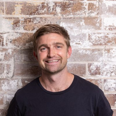 David Booth 本人肖像
