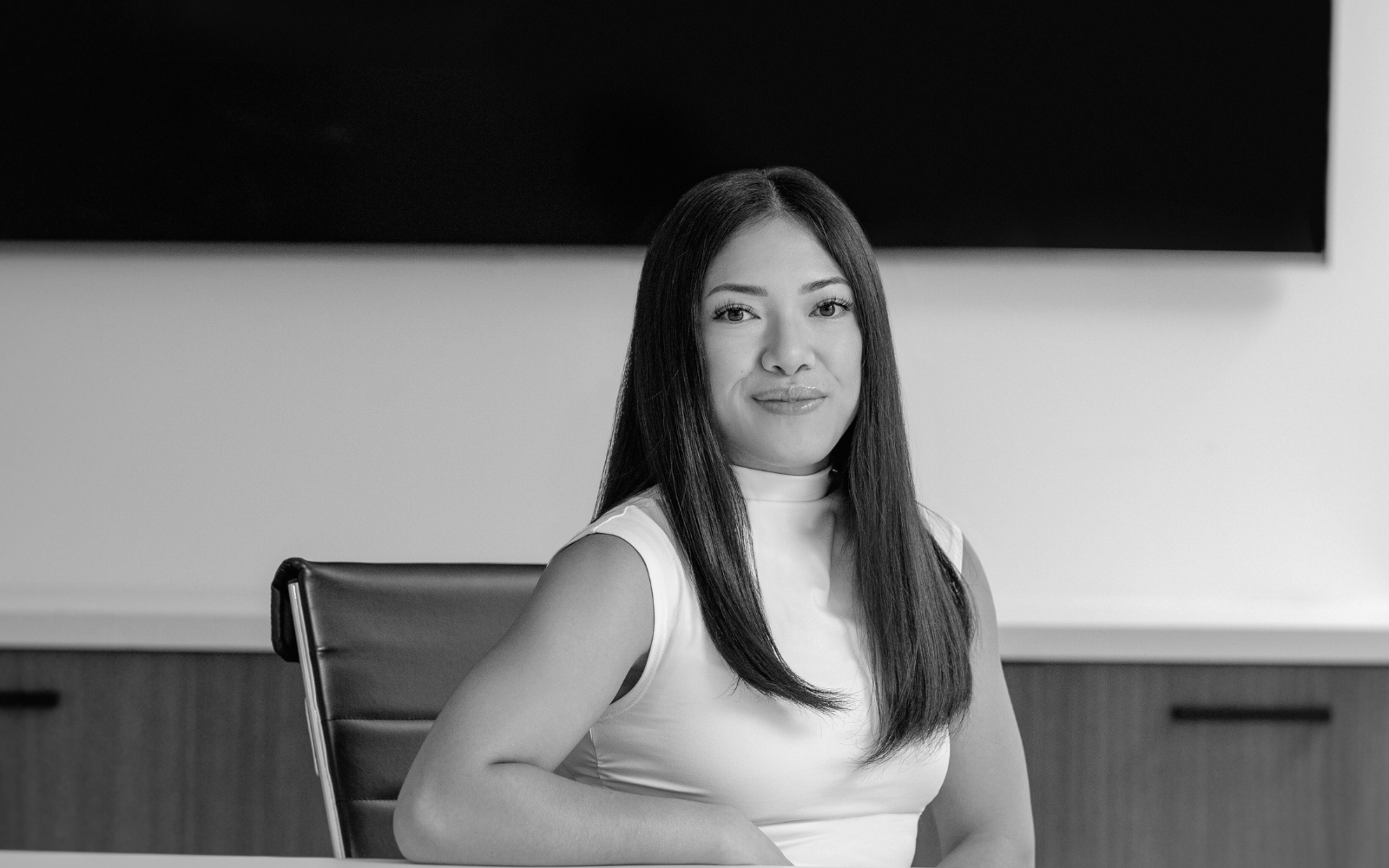 Mara Abiera官方肖像
