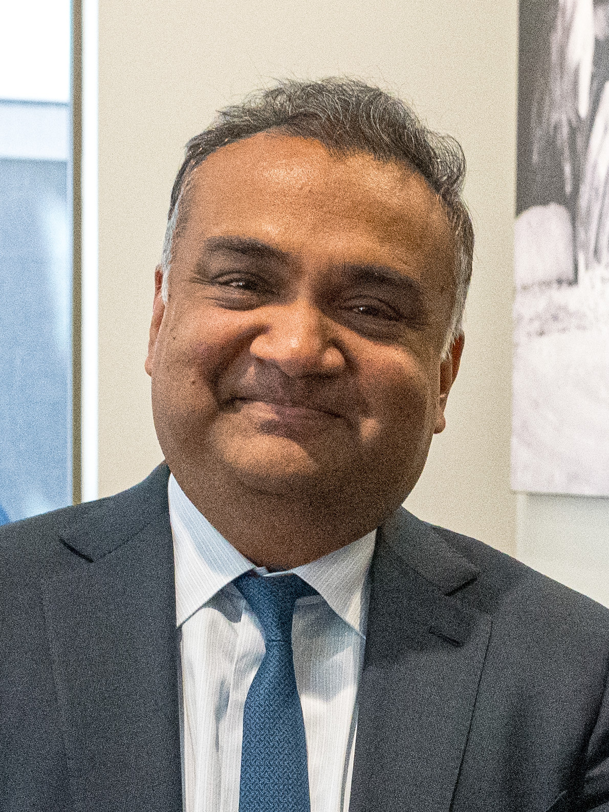 Neal Mohan 本人照片