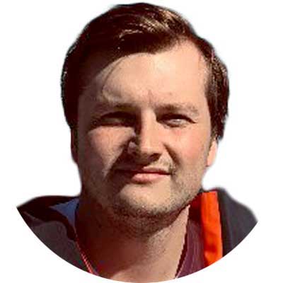 Stani Kulechov 本人肖像