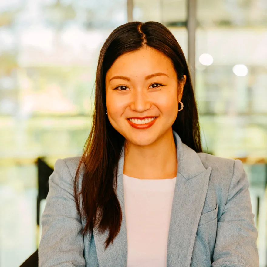 Stephanie Zhan 的真人照片